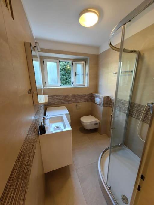 New 1 Bedroom Near Center And Beach Split Kültér fotó